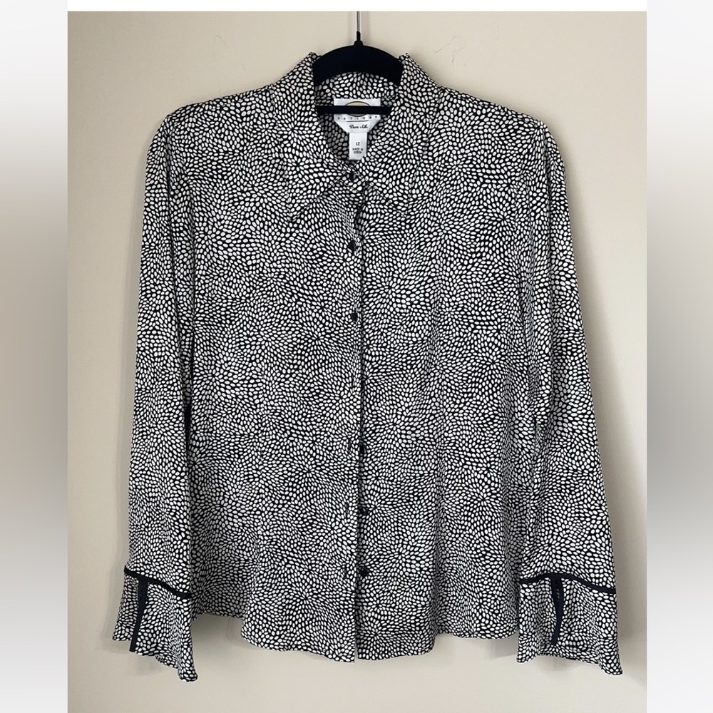 Talbots Black White 100% Silk
Liquid Charmeuse Blouse
Shirt Top Lux, S12